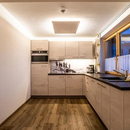 Haus Am Rank Lägenhetshotell 4*